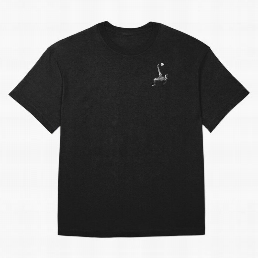 The fallback (b / w) Oversized T-Shirt Join the Countdown to the FIFA World Cup 2026 Journey through Haaland and Mbappe Highlights, Spain Pride, Supporter Pride, Iconic Celebrations, Legendary Names and Global Match Day Energy; Created for Match