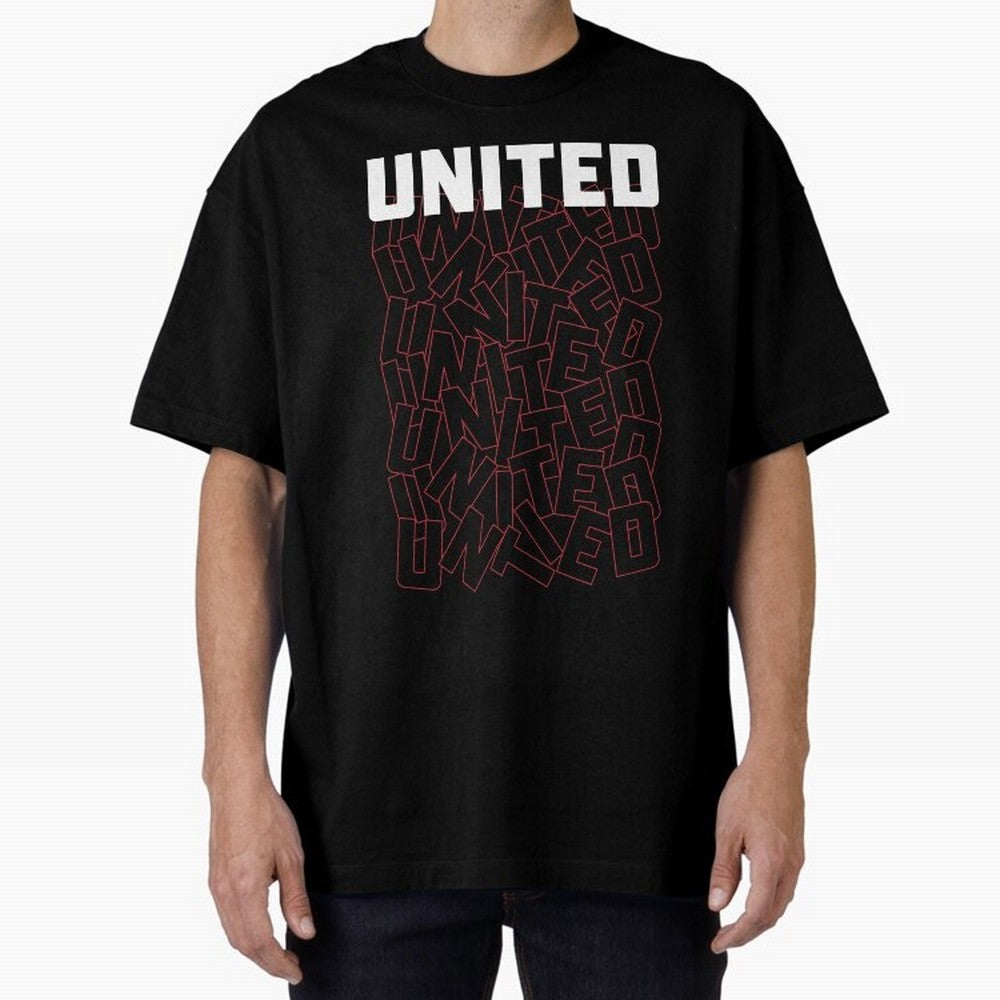 Manchester United Oversized T-Shirt Wear the Spirit of FIFA World Cup 2026 for Fans of Cristiano Ronaldo and Brazil, Portugal and Argentina, Bringing Vintage Soccer Flavor, Modern Football Stars, National Flags and Final Night Emotion; Perfect for