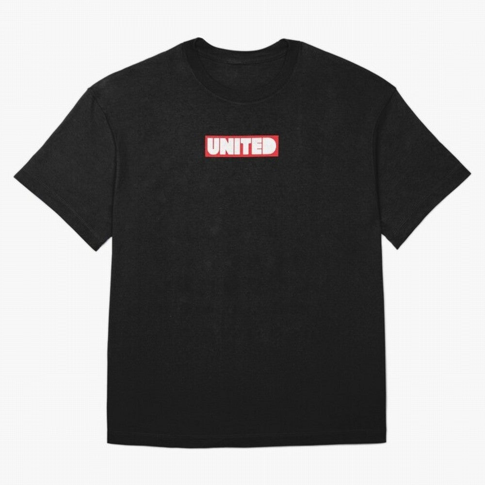 Manchester United - United Oversized T-Shirt Carry the Dream of FIFA World Cup 2026 Spirit, Capturing Spain, Messi, Sports Nostalgia, International Competition, Famous Players and Unforgettable Victories; Created for Match Day Parties, Soccer