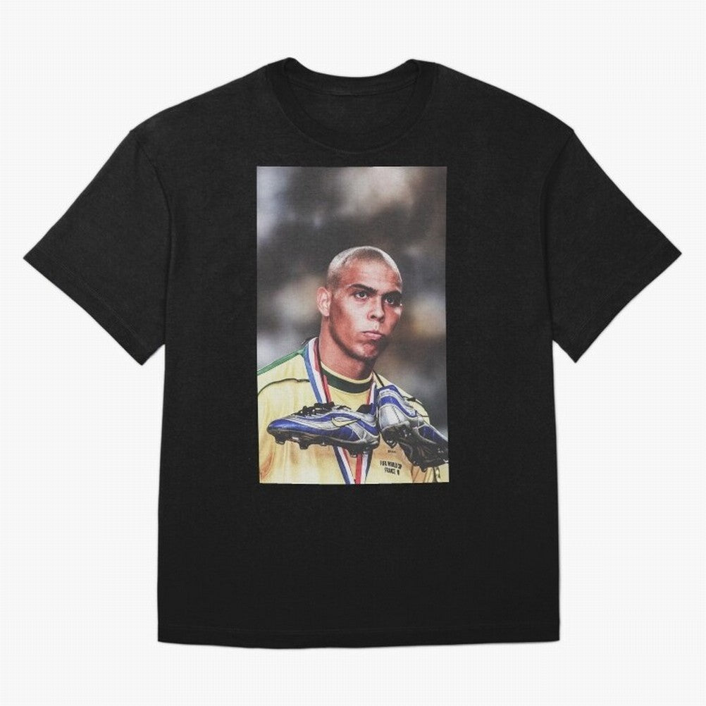 Ronaldo Luis Nazario de Lima Art Oversized T-Shirt Keep Football History Alive during FIFA World Cup 2026 Group Stage for Fans of Cristiano Ronaldo and France, Bringing Stadium Chants, National Pride, Trophy Dreams and Unforgettable Football