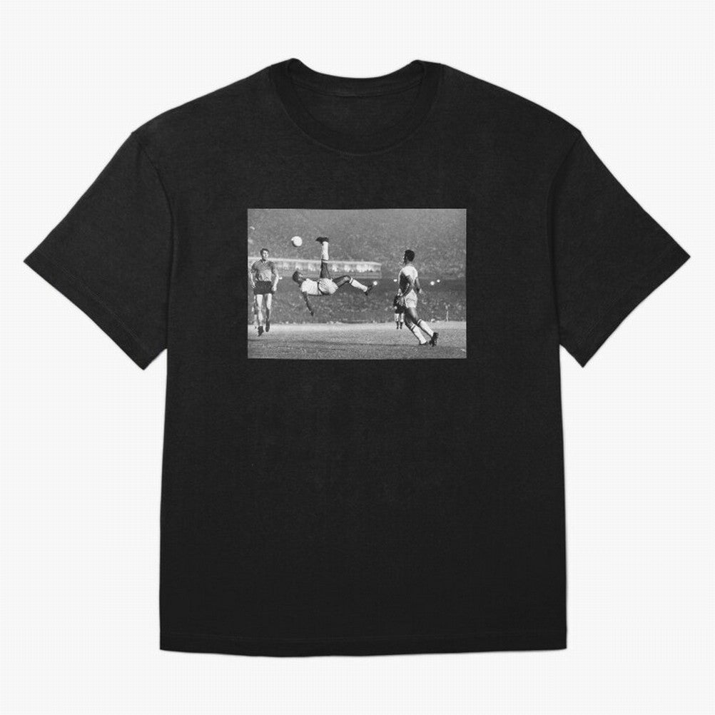 PELE LEGENDARY BICYCLE KICK BLACK AND WHITE5 Oversized T-Shirt Bring Bold Fan Energy to FIFA World Cup 2026 Group Stage for Fans of Messi and France and Portugal, Bringing Football Festival Excitement, Trophy Ambitions, Country Rivalries and Star