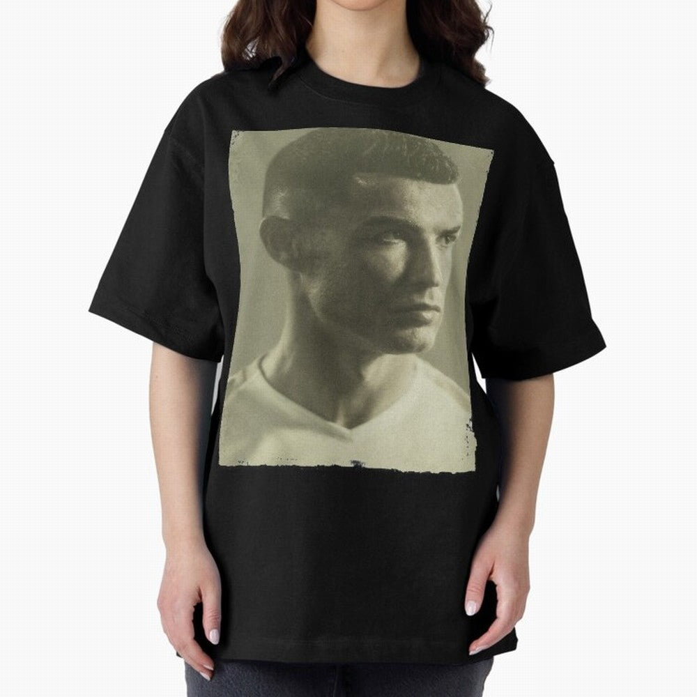 Cristiano Ronaldo Fan Art Oversized T-Shirt Elevate the FIFA World Cup 2026 USA Canada Mexico Journey through Cristiano Ronaldo Highlights, Brazil, Portugal and Argentina Pride, Vintage Soccer Flavor, Modern Football Stars, National Flags and Final
