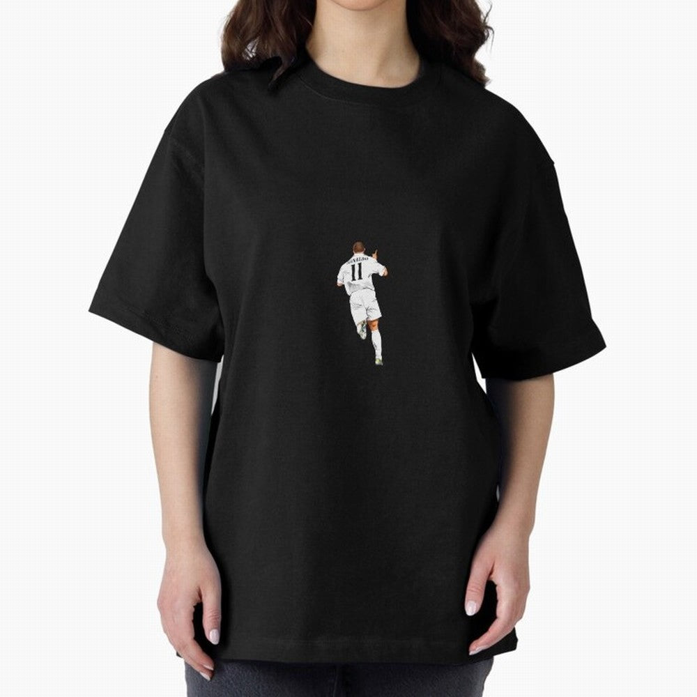 Ronaldo Nazario Minimalist Oversized T-Shirt Honor the Beautiful Game during FIFA World Cup 2026 for Fans of Neymar and Brazil, Bringing Soccer Culture, Superstar Moments, National Team Dreams and Competitive Fire; Made for Collectors Who Enjoy