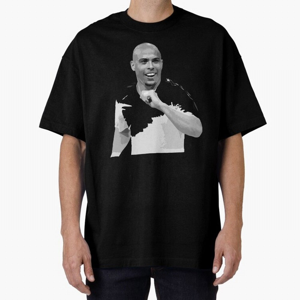 R9 Ronaldo Oversized T-Shirt Experience the Global Stage of FIFA World Cup 2026 Spirit, Made for Brazil, Cristiano Ronaldo, Sports Nostalgia, International Competition, Famous Players and Unforgettable Victories; Made for Collectors Who Enjoy