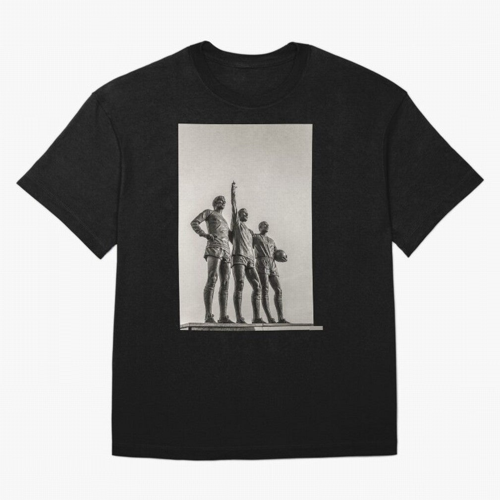 Manchester United Legends Oversized T-Shirt Show Fan Pride Across FIFA World Cup 2026 Group Stage Centered on Mbappe and Neymar, Netherlands Energy, Championship Spirit, Famous Goals, Roaring Crowds and International Football Unity; Ideal for Fans