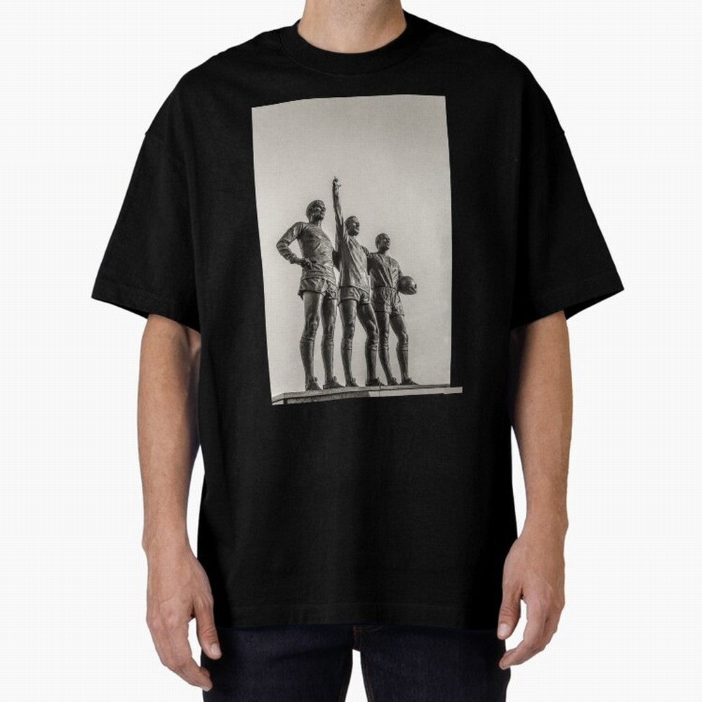 Manchester United Legends Oversized T-Shirt Show Fan Pride Across FIFA World Cup 2026 Group Stage Centered on Mbappe and Neymar, Netherlands Energy, Championship Spirit, Famous Goals, Roaring Crowds and International Football Unity; Ideal for Fans