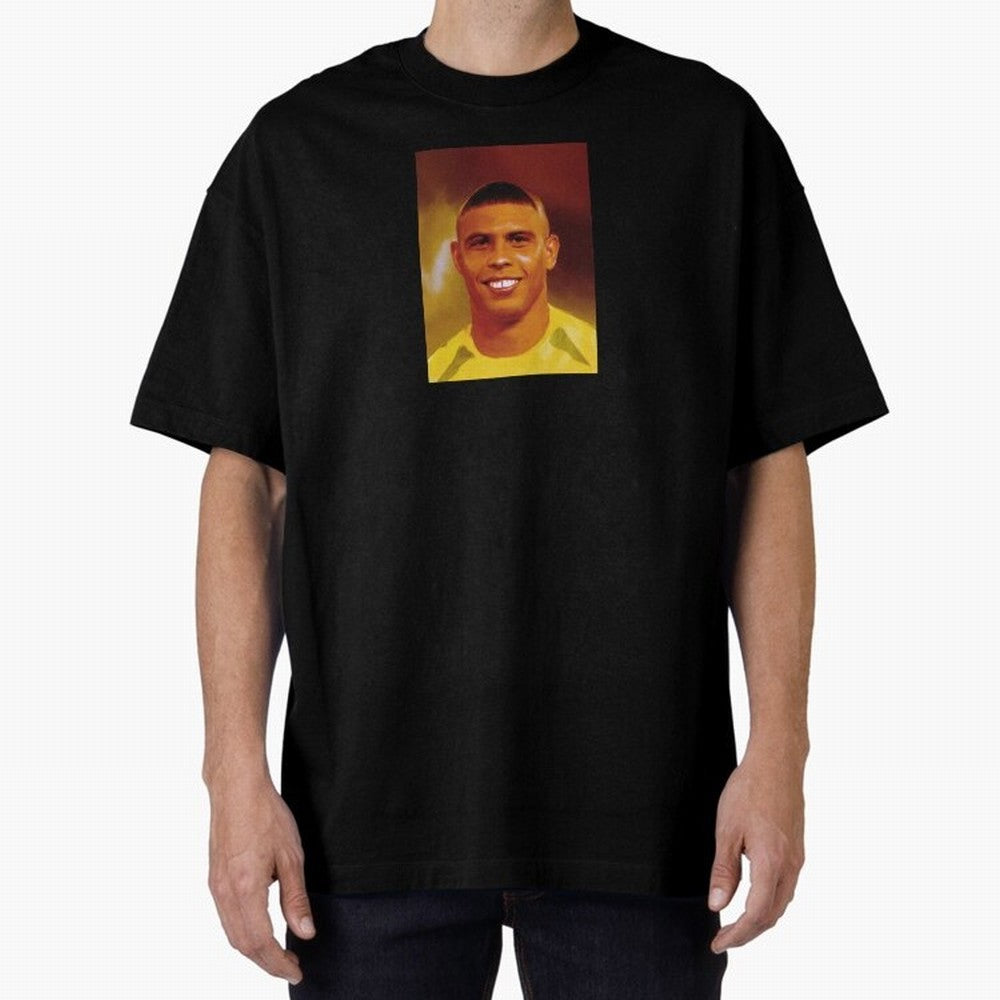 Ronaldo Nazario Digital Painting Oversized T-Shirt Follow the Final Road of FIFA World Cup 2026 for Fans of Mbappe and Spain, Bringing Worldwide Fan Energy, Dramatic Goals, Stadium Lights and Championship Celebrations; Ideal for Fans Who Follow
