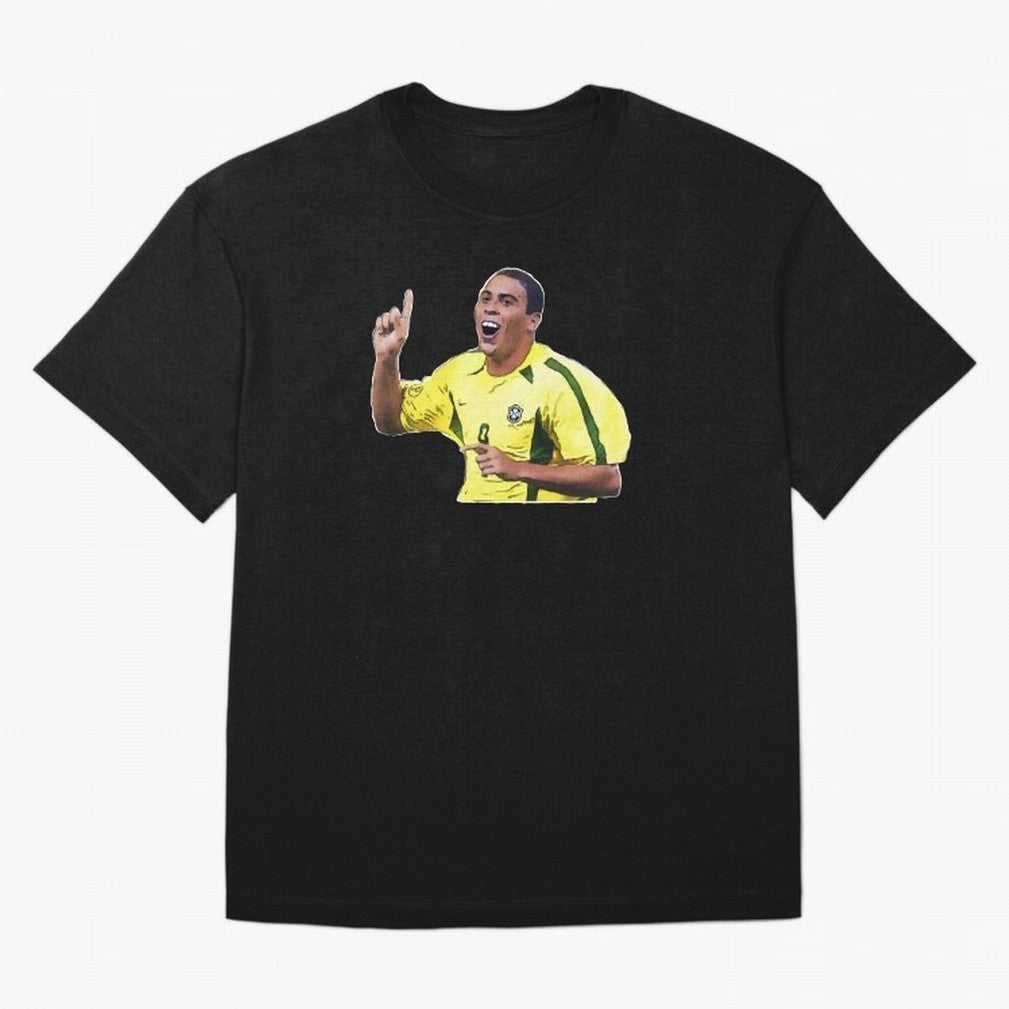 Ronaldo R9 - Brazil Oversized T-Shirt Bring Retro Soccer Energy to FIFA World Cup 2026 USA Canada Mexico Spirit, Inspired by Portugal, Spain and Germany, Mbappe and Neymar, Soccer Culture, Superstar Moments, National Team Dreams and Competitive