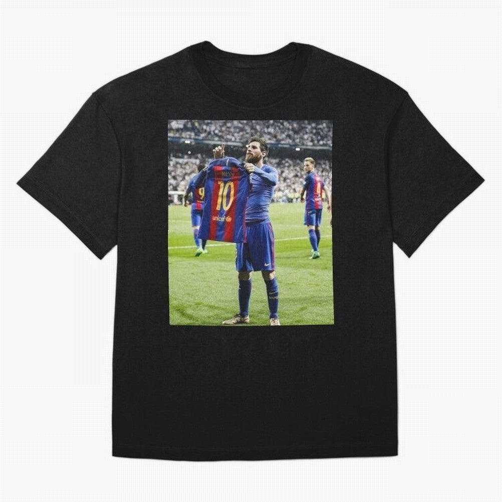 Lional Messi Poster Design Oversized T-Shirt Honor Champions and Dreams in FIFA World Cup 2026 USA Canada Mexico Connected to Messi and Cristiano Ronaldo, Argentina and Brazil Energy, Championship Spirit, Famous Goals, Roaring Crowds and