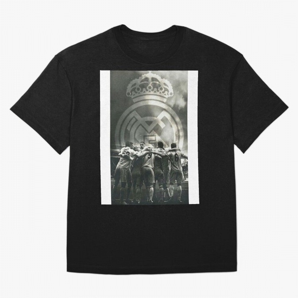 King Madrid Graphic T-Shirt Feel the Trophy Chase of Match Day Hype around FIFA World Cup 2026, Mbappe and Neymar, Spain, Game Day Rituals, Football Legends, Country Pride and the Road to the Final; Ideal for Passionate Fans Who Love Underdog